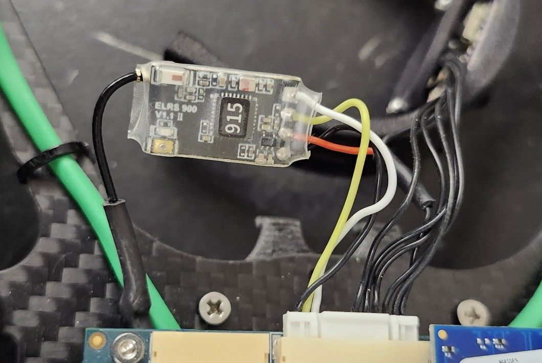 betaFPV-elrs900.jpg